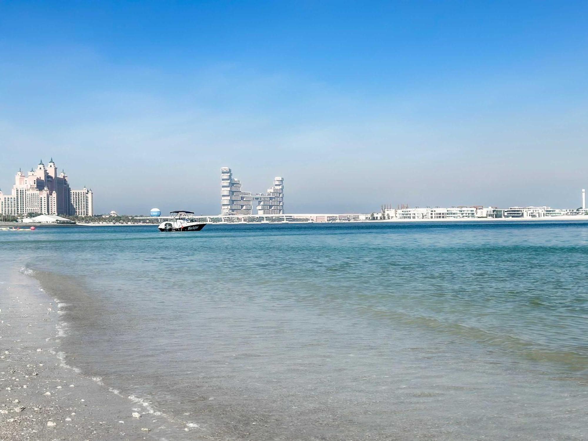 Spacious Beachfront 2 Bedroom Apartment - The 8 Dubai Exterior foto