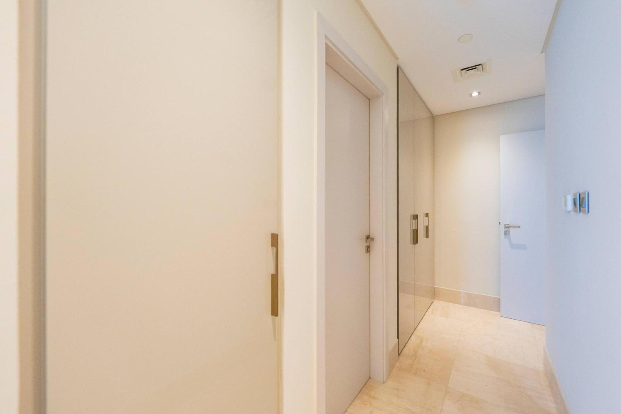Spacious Beachfront 2 Bedroom Apartment - The 8 Dubai Exterior foto