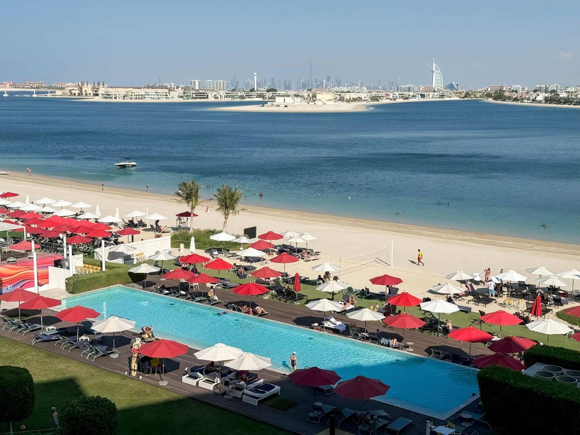 Spacious Beachfront 2 Bedroom Apartment - The 8 Dubai Exterior foto